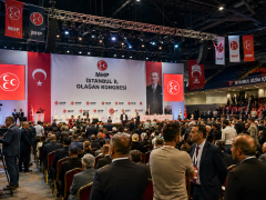 İstanbul’da Kongre Hareketliliği: MHP 29 Ağustos’ta Akatlar’da Toplanacak