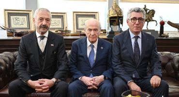 Devlet Bahçeli’den Tarihi Adım: Şahin ve Saral Aileleri MHP Genel Merkezi’nde Barıştı